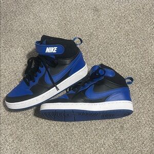Nike Court Borough Mid 2